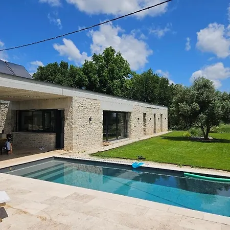 Maison Moderne Dans La Vallee Du Lot Parnac (Lot)