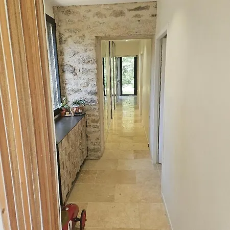 Maison Moderne Dans La Vallee Du Lot فيلة Parnac (Lot)