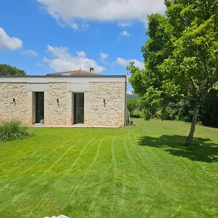 Maison Moderne Dans La Vallee Du Lot فيلة Parnac (Lot)